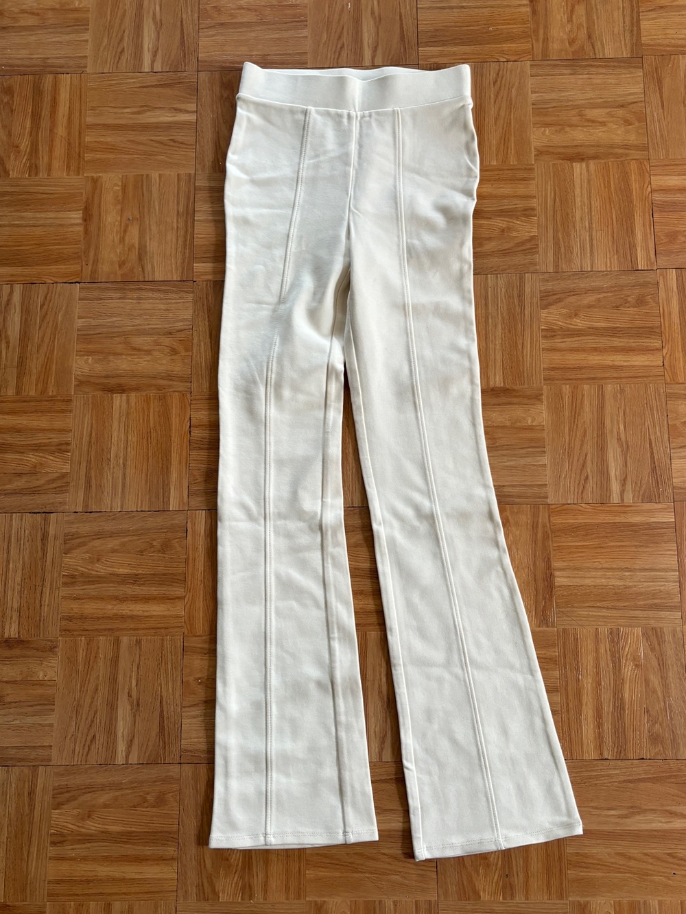Gorgeous white pants size XS